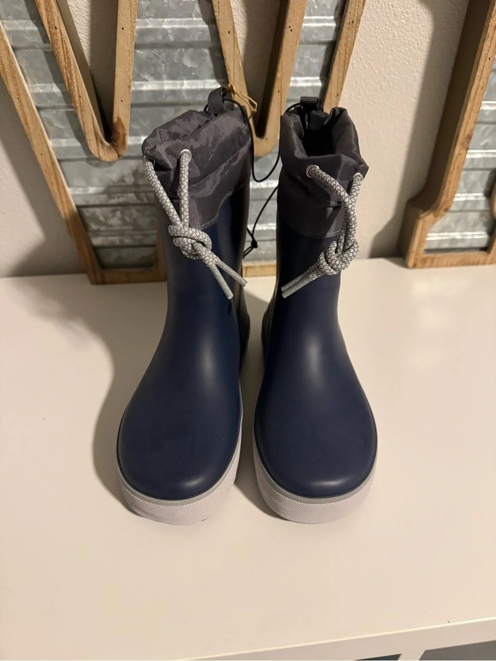 Western Chief Kids Waterproof Navy Rain Boots with Gray Cuff NWT